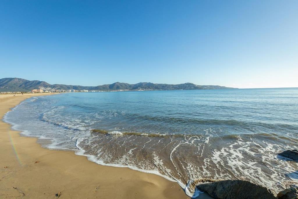 V020 - Puerto Primero Empuriabrava Exteriér fotografie